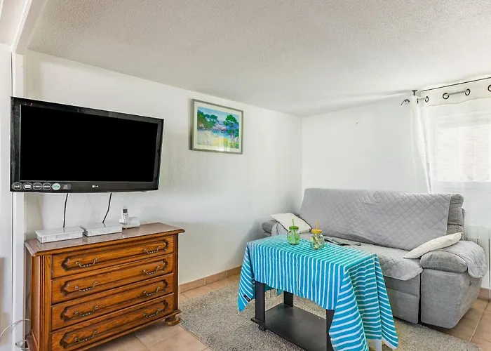 Les Jardins Du Nil By Interhome Apartament